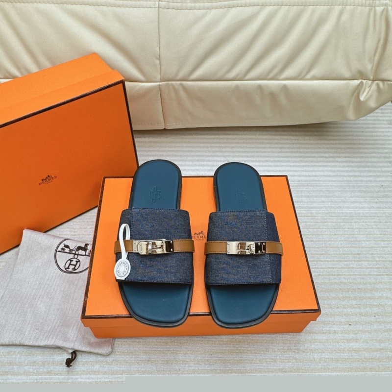 H**mes slippers